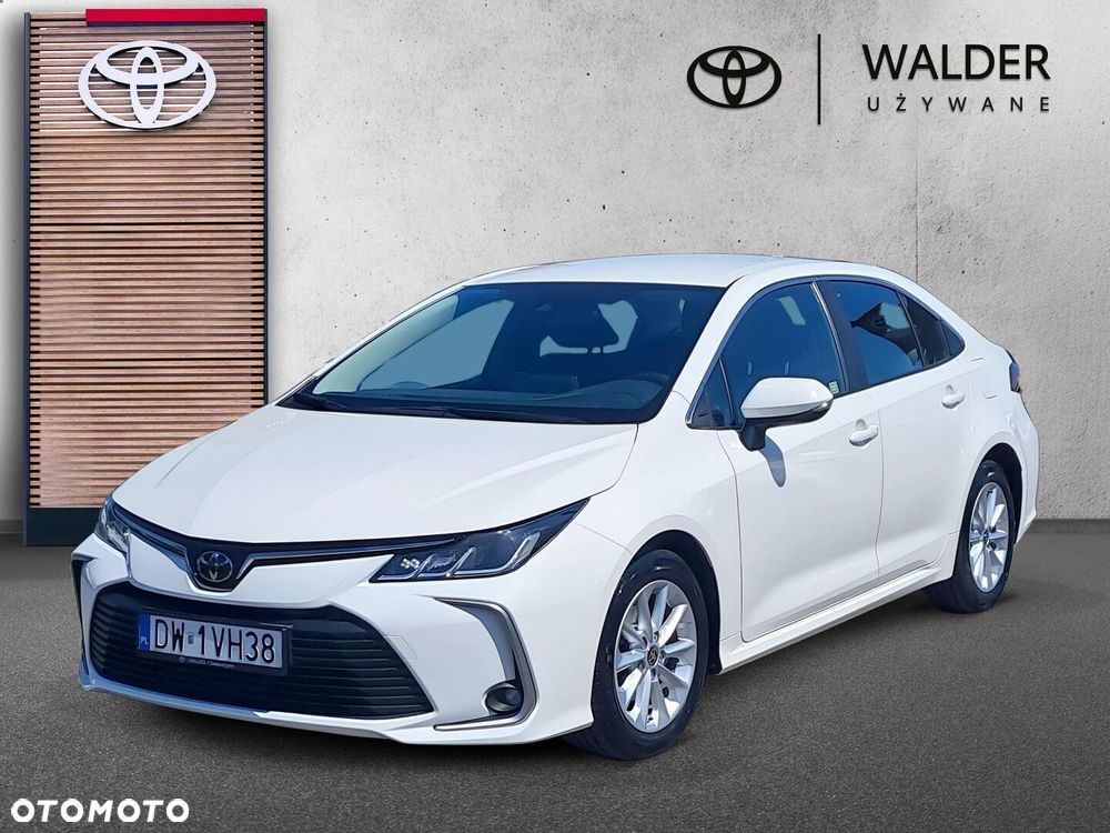 Toyota Corolla - 1