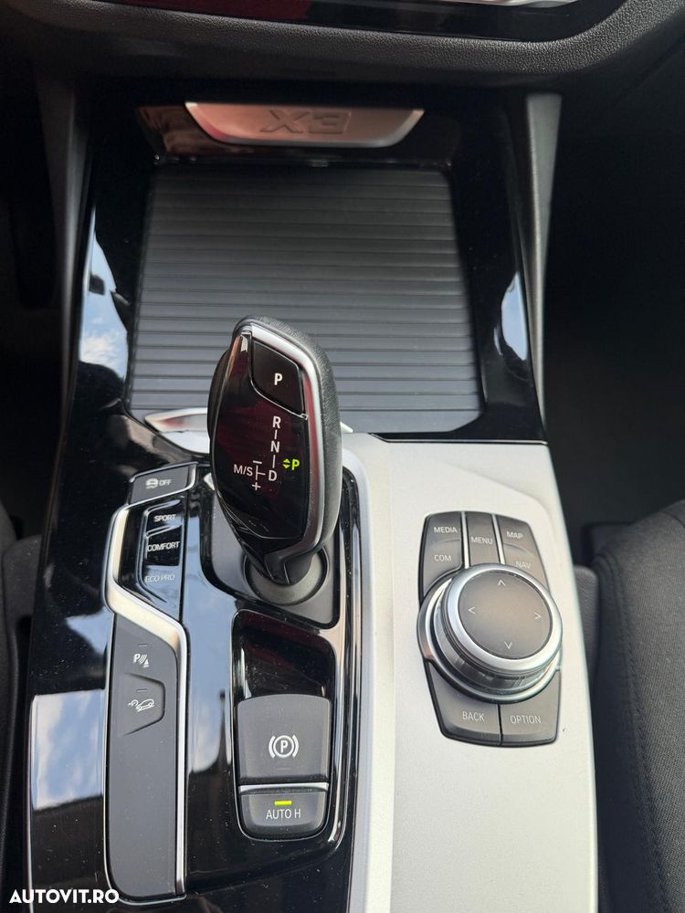 BMW X3 xDrive20i Aut. xLine - 16