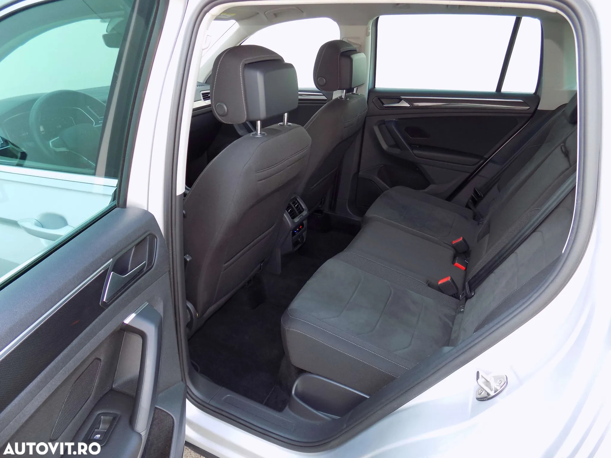 Volkswagen Tiguan 2.0 TDI SCR DSG 4Motion Elegance - 24