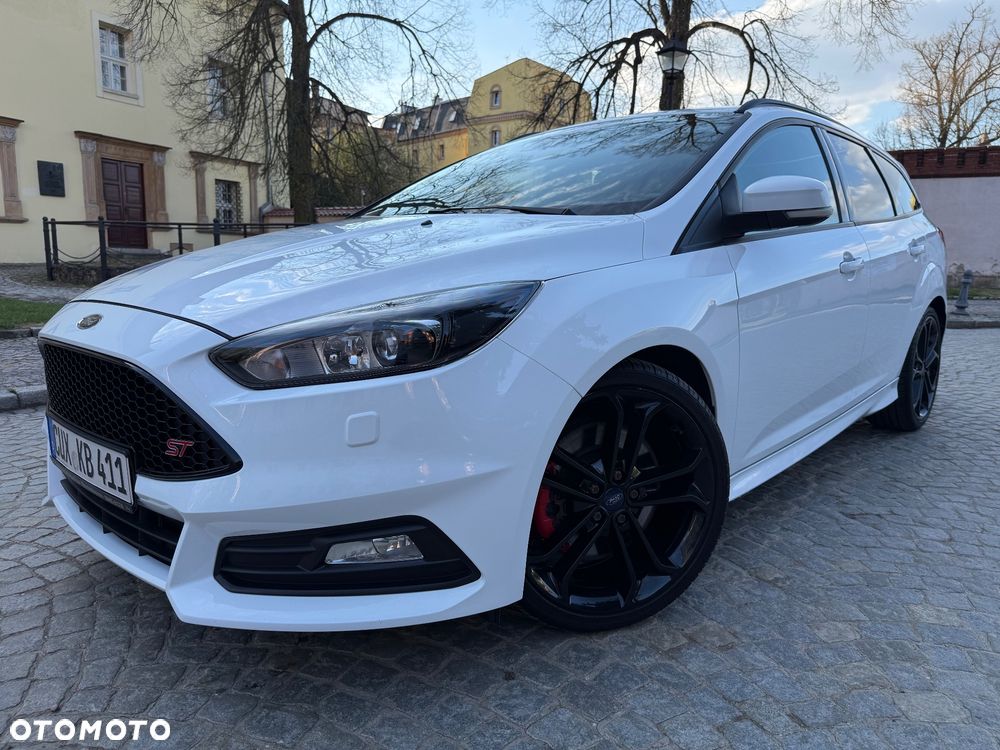 Ford Focus 2.0 TDCi ST - 14