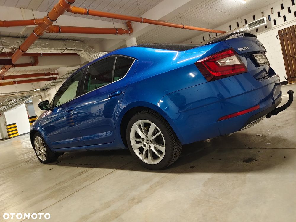 Skoda Octavia 2.0 TDI Style DSG - 6