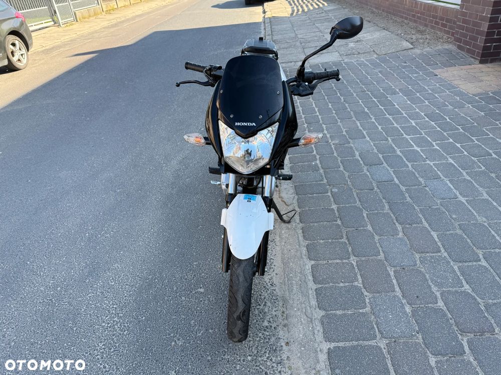 Honda CBF - 2