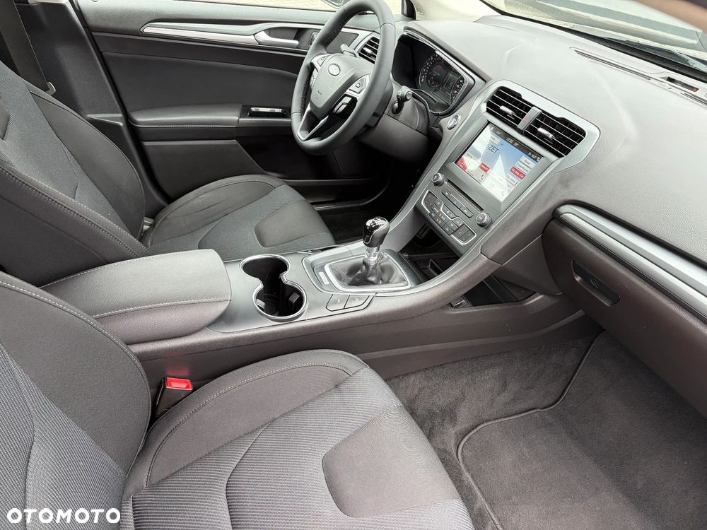 Ford Mondeo 2.0 TDCi Titanium - 21