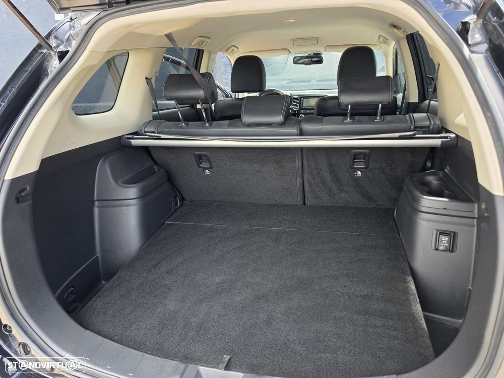 Mitsubishi Outlander 2.0 Intense Navi - 15