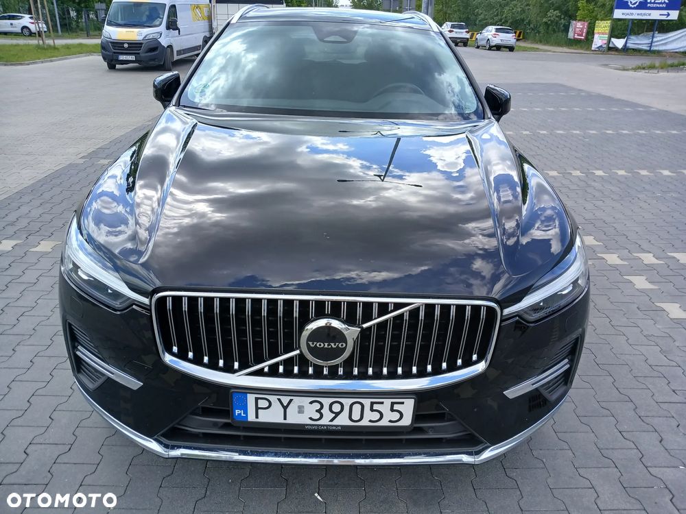 Volvo XC 60 B4 D AWD Plus Bright - 2