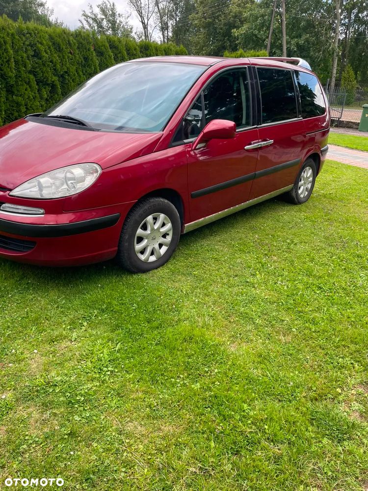 Peugeot 807 2.2 HDi ST - 11
