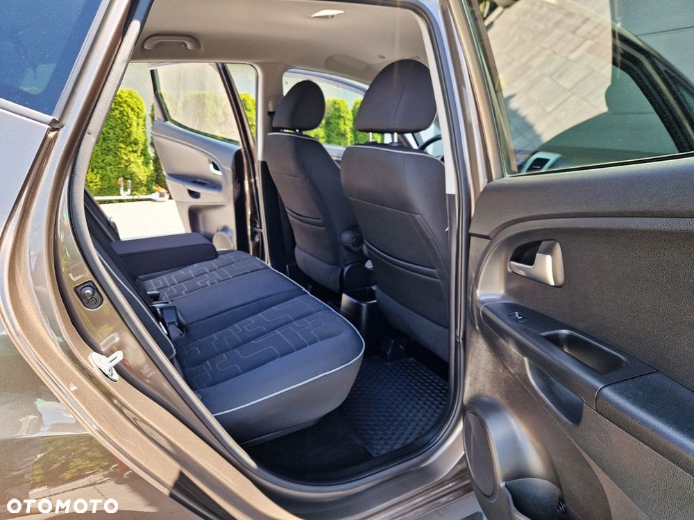 Kia Venga 1.6 CVVT Platinum Edition - 22