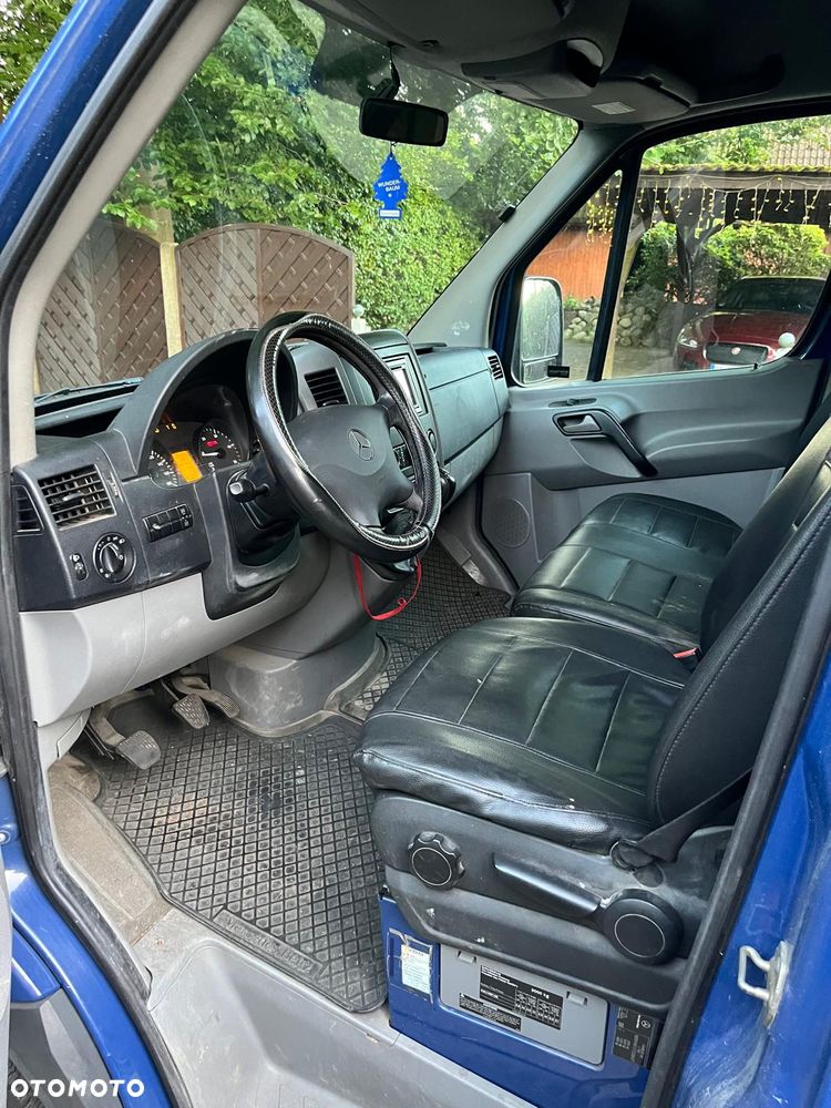 Mercedes-Benz Sprinter - 5