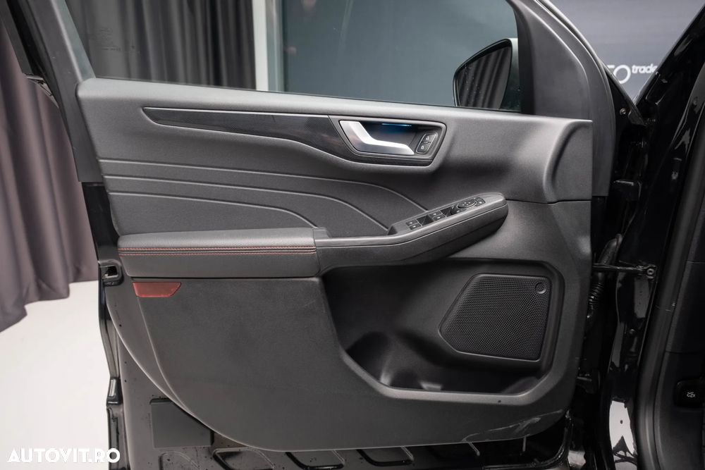 Ford Kuga 2.5 Duratec FHEV ST-LINE - 22