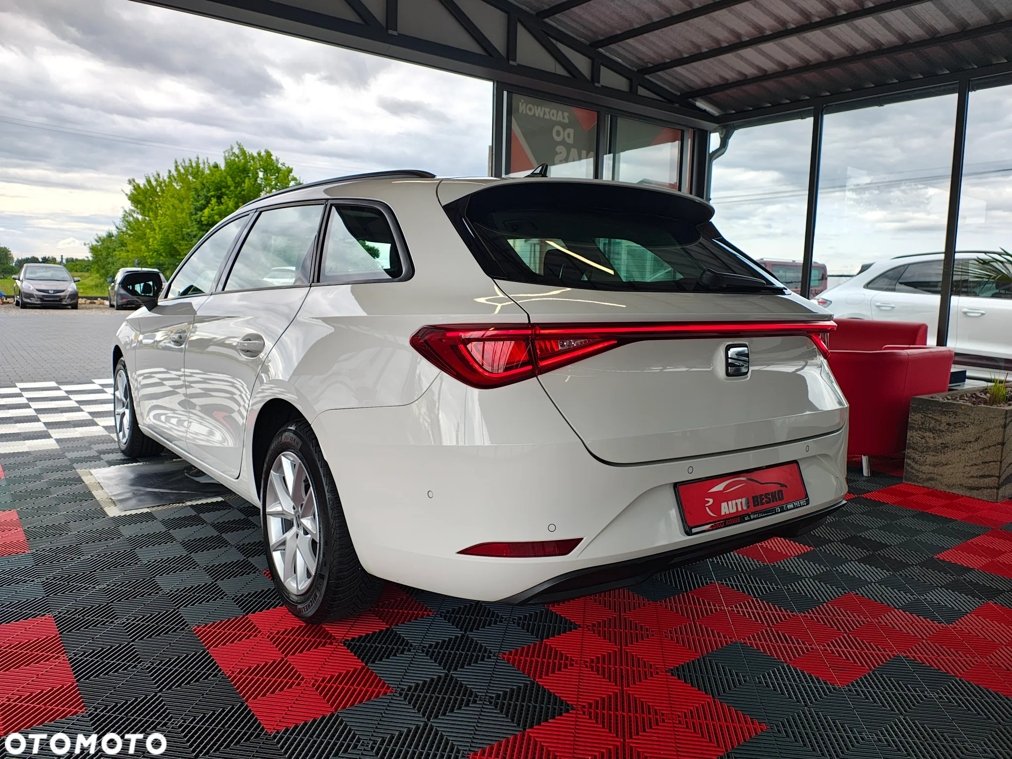 Seat Leon 2.0 TDI DSG Style - 4