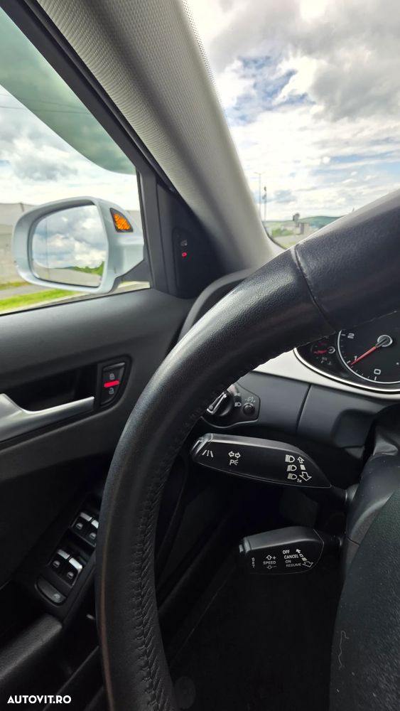 Audi A4 Avant 2.0 TDI DPF multitronic Attraction - 11