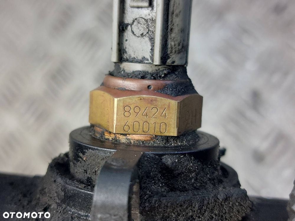 RURA INTERCOOLERA CZUJNIK AVENSIS T25 2.0 D4D 17362-0R010 89424-60010 - 4