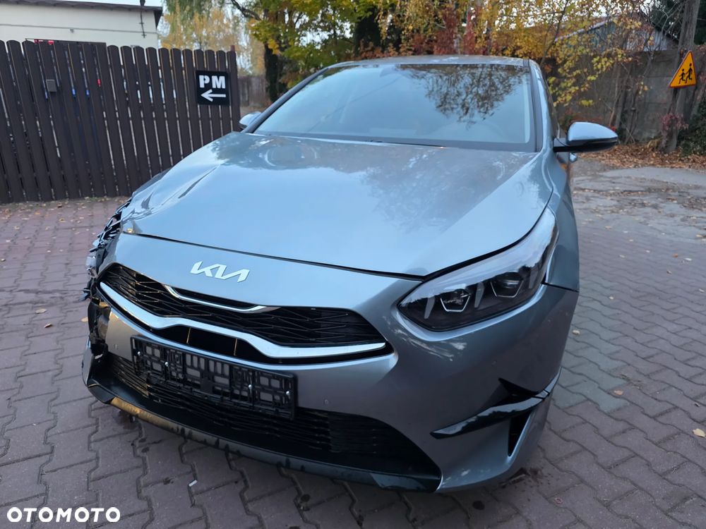 Kia Ceed 1.5 T-GDI Tribute - 2