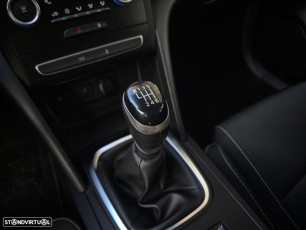 Renault Mégane Sport Tourer 1.5 Blue dCi Zen - 17