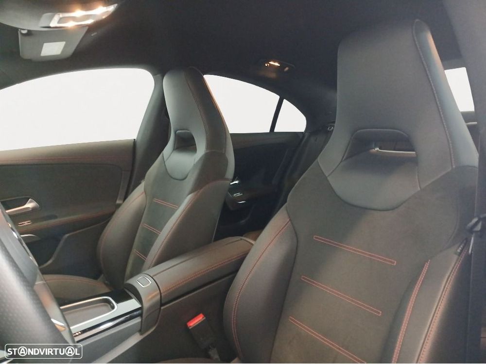 Mercedes-Benz CLA 250 e AMG Line - 8