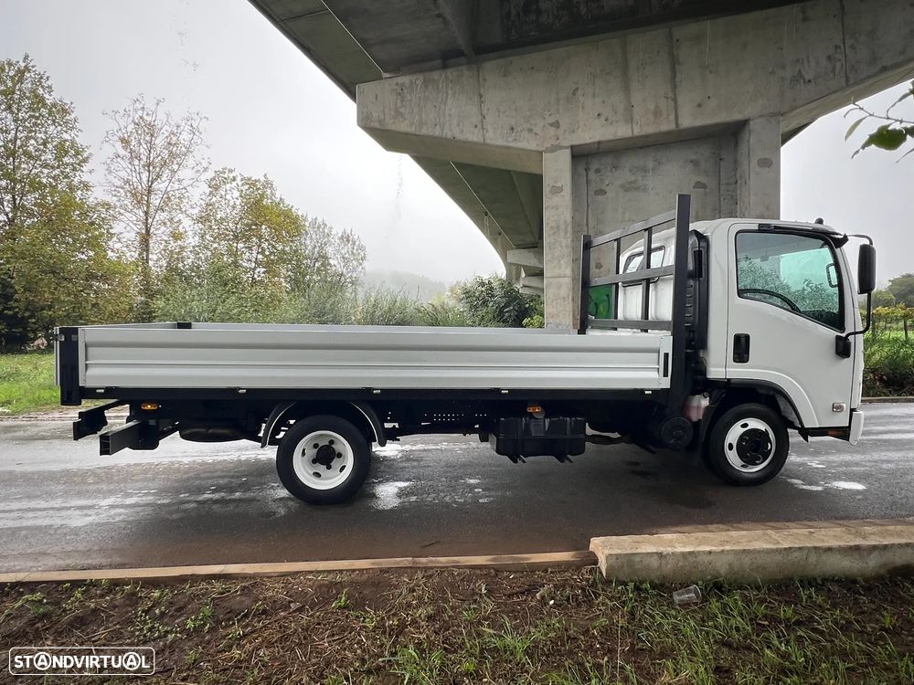 Isuzu NNR 35.120 - 4
