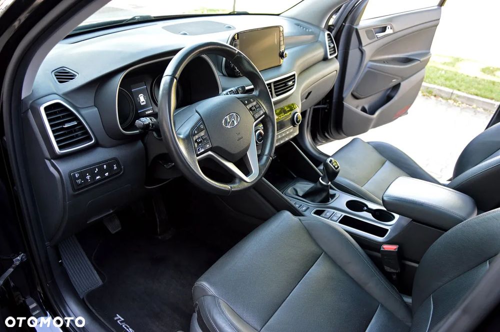 Hyundai Tucson 2.0 CRDI Premium 4WD - 21