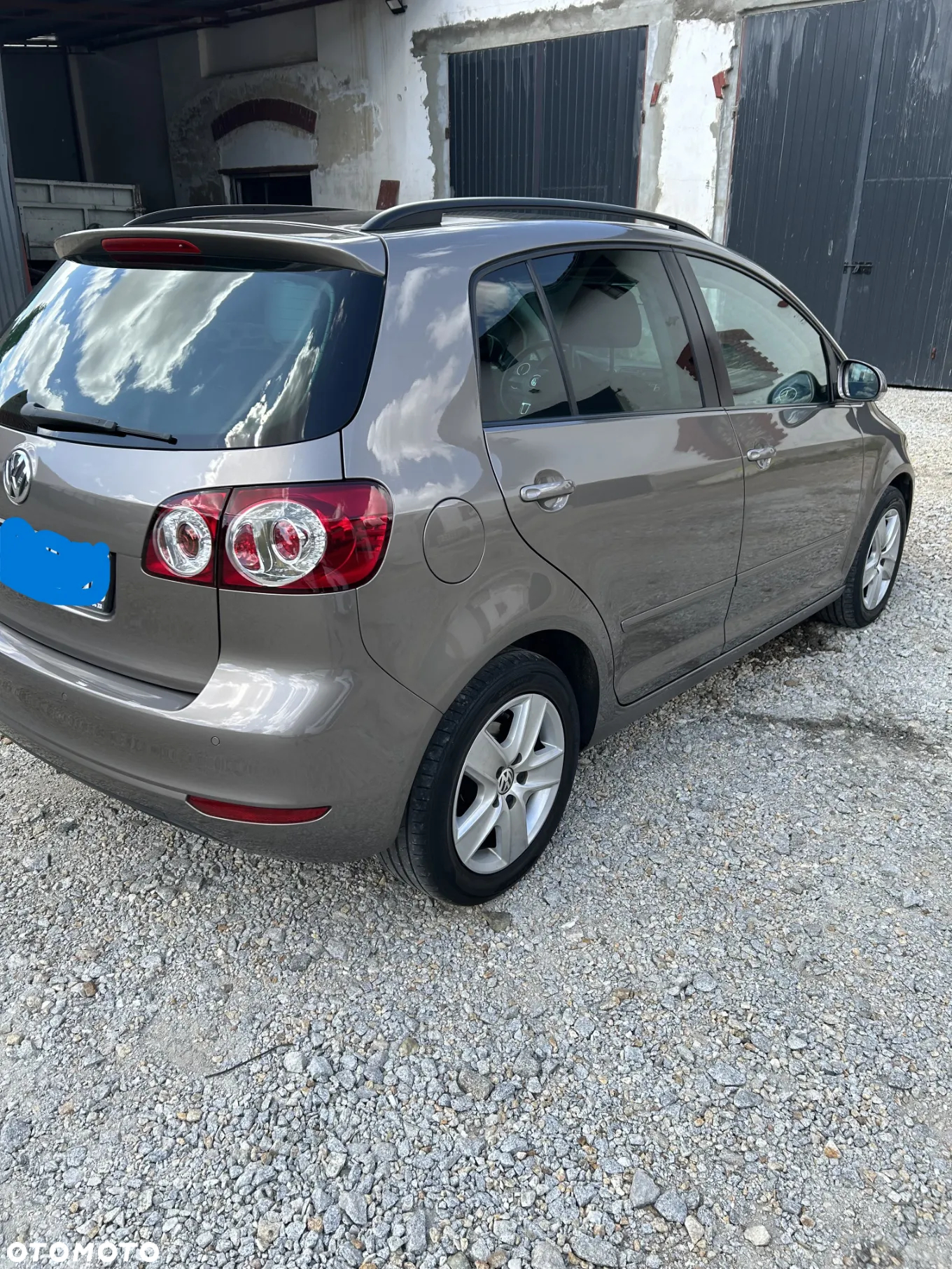 Volkswagen Golf VI 1.6 TDI Comfortline - 9