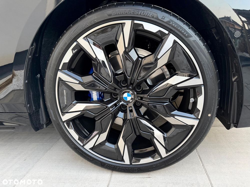 BMW Seria 5 520i mHEV - 13