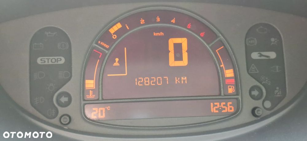 Renault Modus 1.5 dCi Yahoo - 9