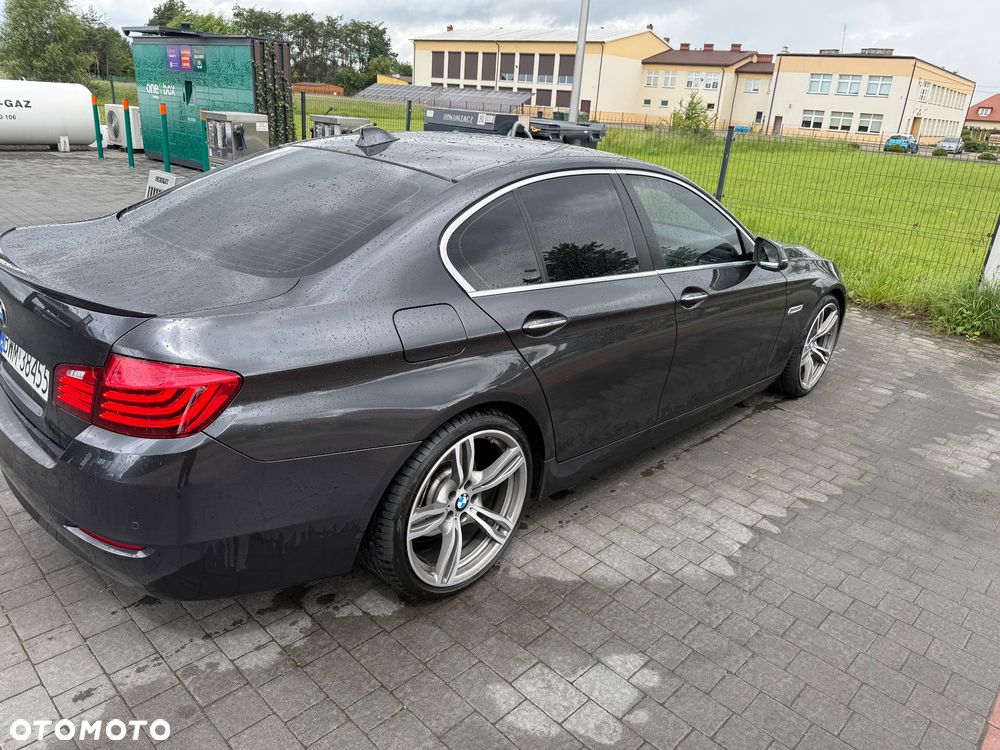 BMW Seria 5 520d - 7