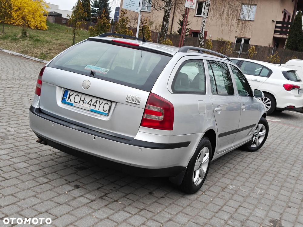 Skoda Octavia 2.0 TDI Elegance - 4