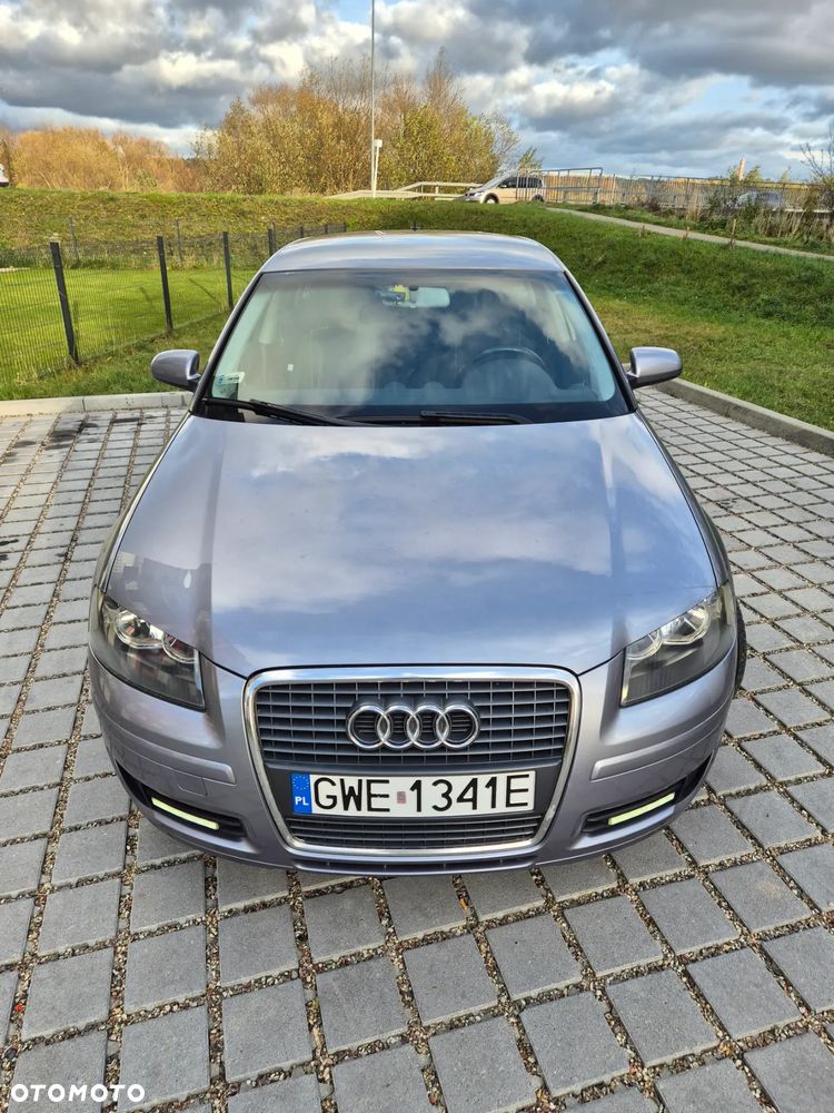Audi A3 Sportback 1.6 FSI Ambiente - 6