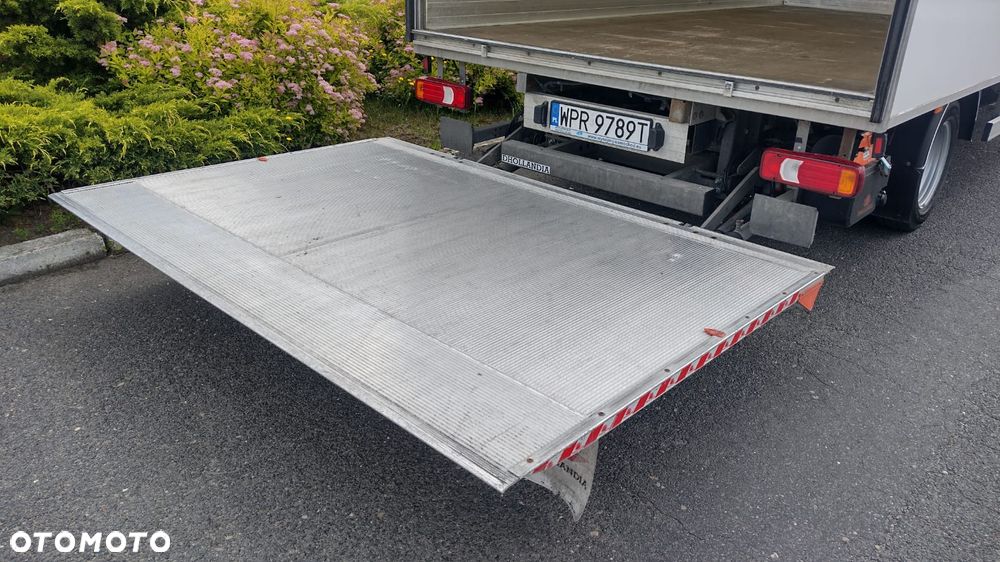 Iveco DAILY 50C18 BLIŹNIAK 3l KONTENER 8EP WINDA 1000kg LED - 4