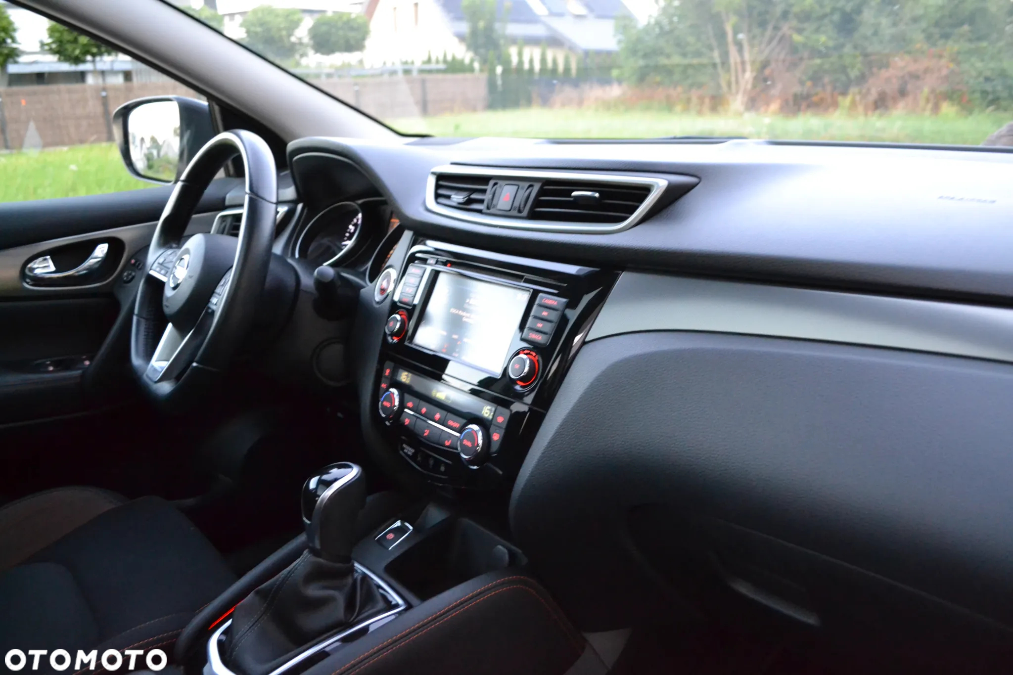 Nissan Qashqai - 33