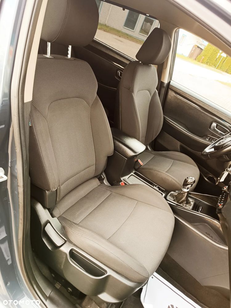 Kia Carens 1.6 GDI L 7os EU6 - 18