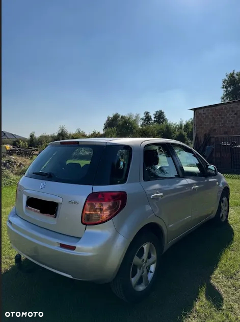 Suzuki SX4 1.9 DDiS 4WD GS / Premium - 2