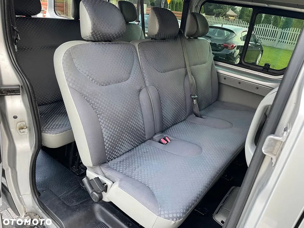 Renault Trafic L1H1 Passenger Lux - 19