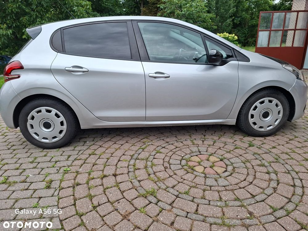 Peugeot 208 1.6 e-HDi Allure STT - 4
