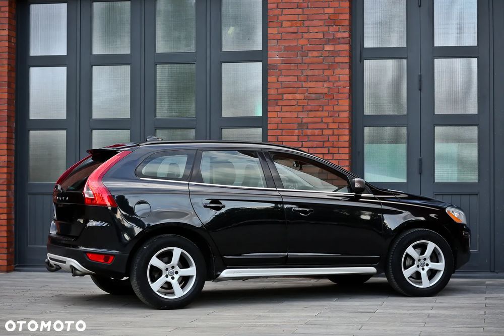 Volvo XC 60 DRIVe R Design - 17
