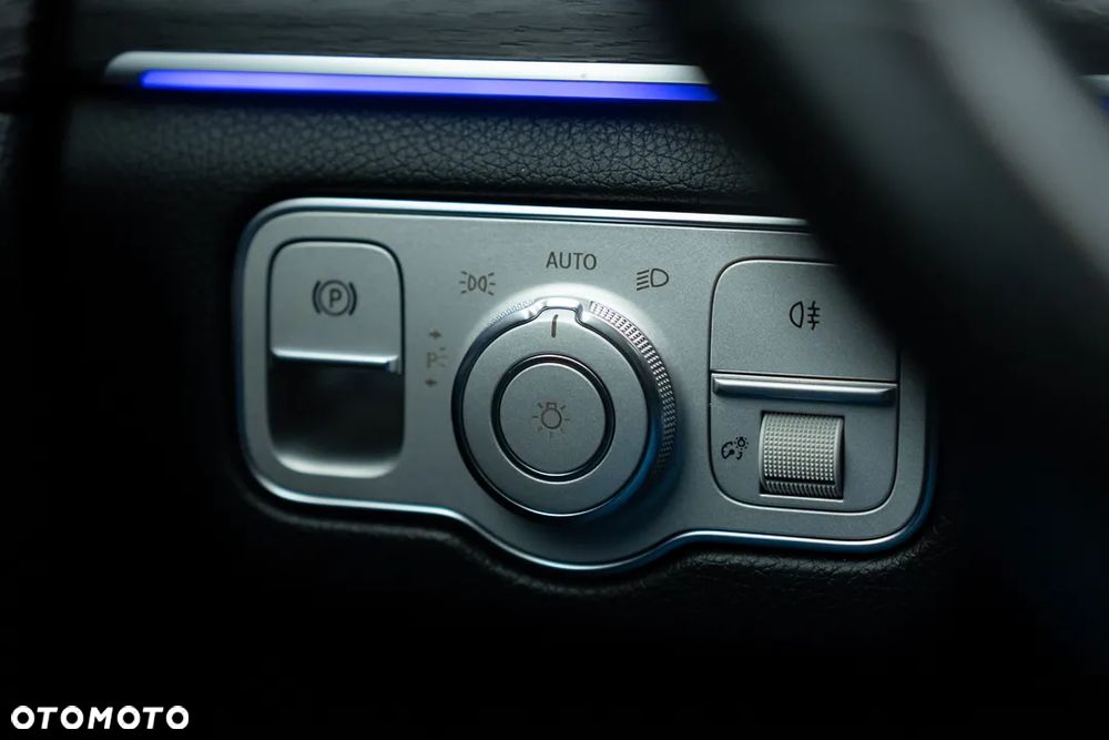 Mercedes-Benz GLE 350 e 4Matic 9G-TRONIC AMG Line - 18