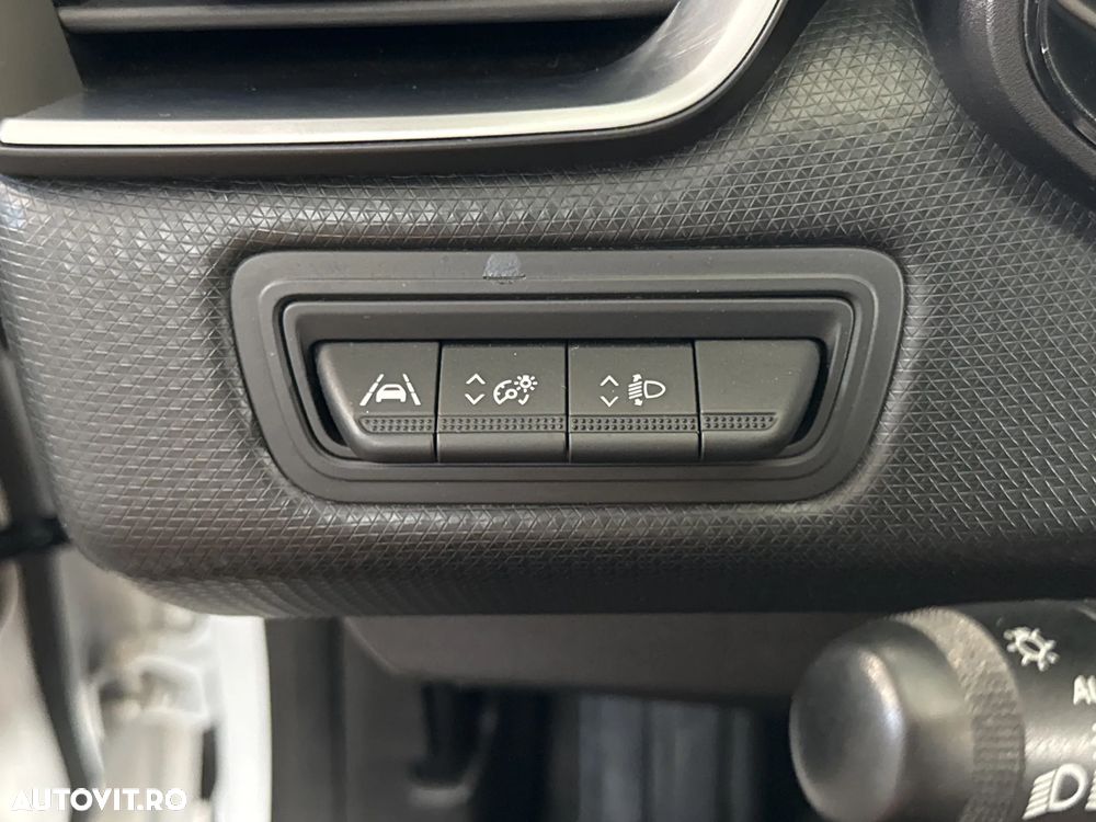 Renault Clio - 17
