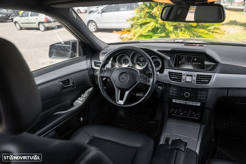 Mercedes-Benz E 300 Bluetec Hybrid Avantgarde - 12