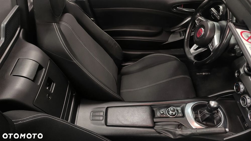 Fiat 124 Spider 1.4 MultiAir Turbo - 13