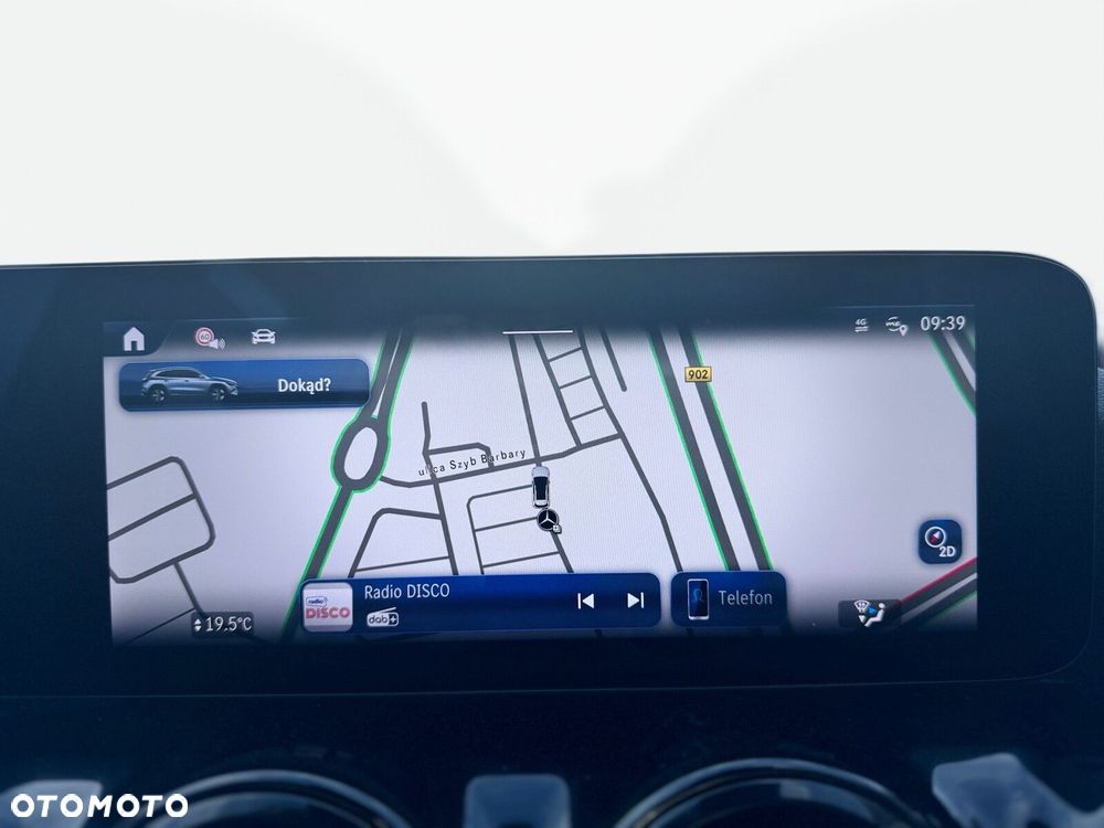 Mercedes-Benz GLA 180 - 20