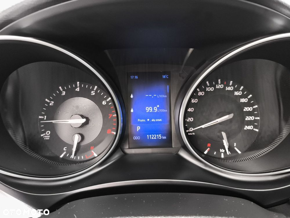 Toyota Avensis 2.0 Premium MS - 20