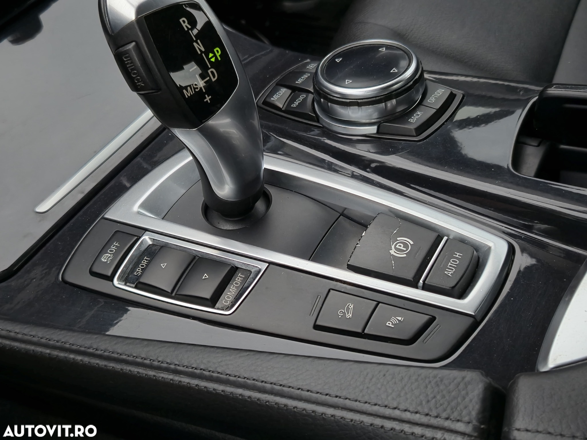 BMW Seria 5 525d Sport-Aut. Luxury Line - 19