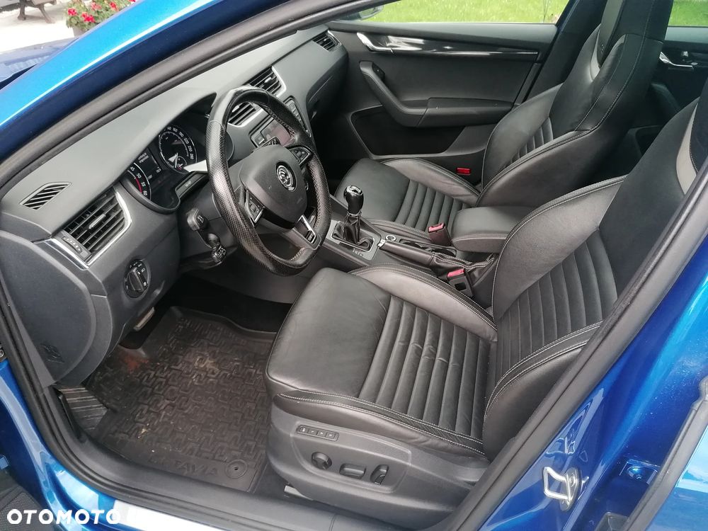 Skoda Octavia 2.0 TDI (Green tec) DSG RS - 13