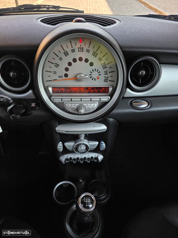 MINI 3 Portas Cooper D - 12