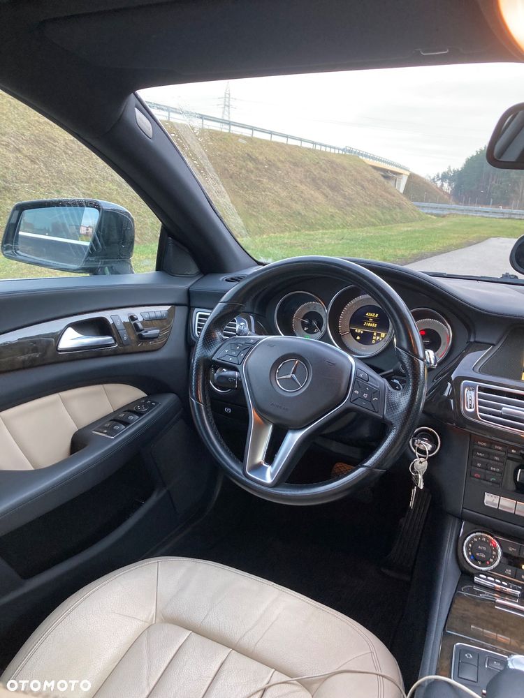 Mercedes-Benz CLS - 20