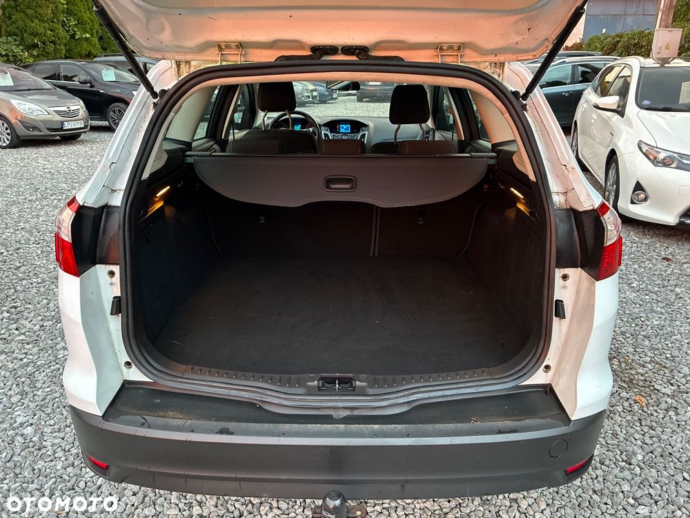 Ford Focus 1.6 TI-VCT Ambiente - 11