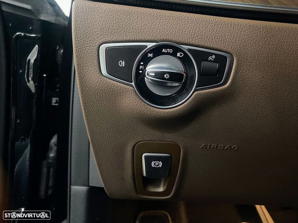 Mercedes-Benz E 400 d Exclusive Line 4Matic - 15