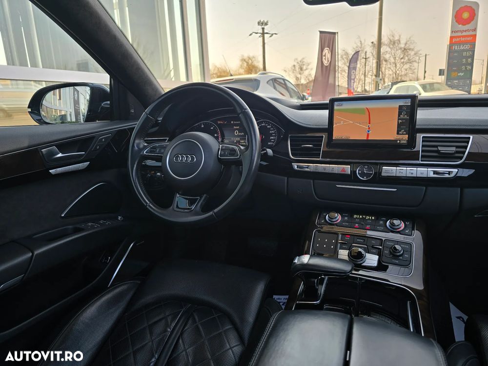 Audi A8 - 18