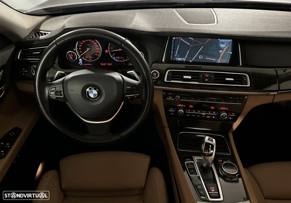 BMW 740 d xDrive - 9