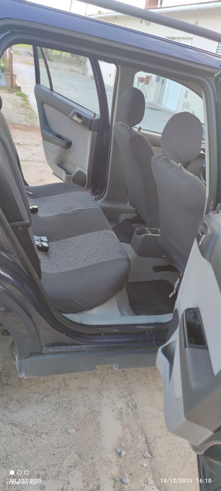 Opel Astra Caravan - 5