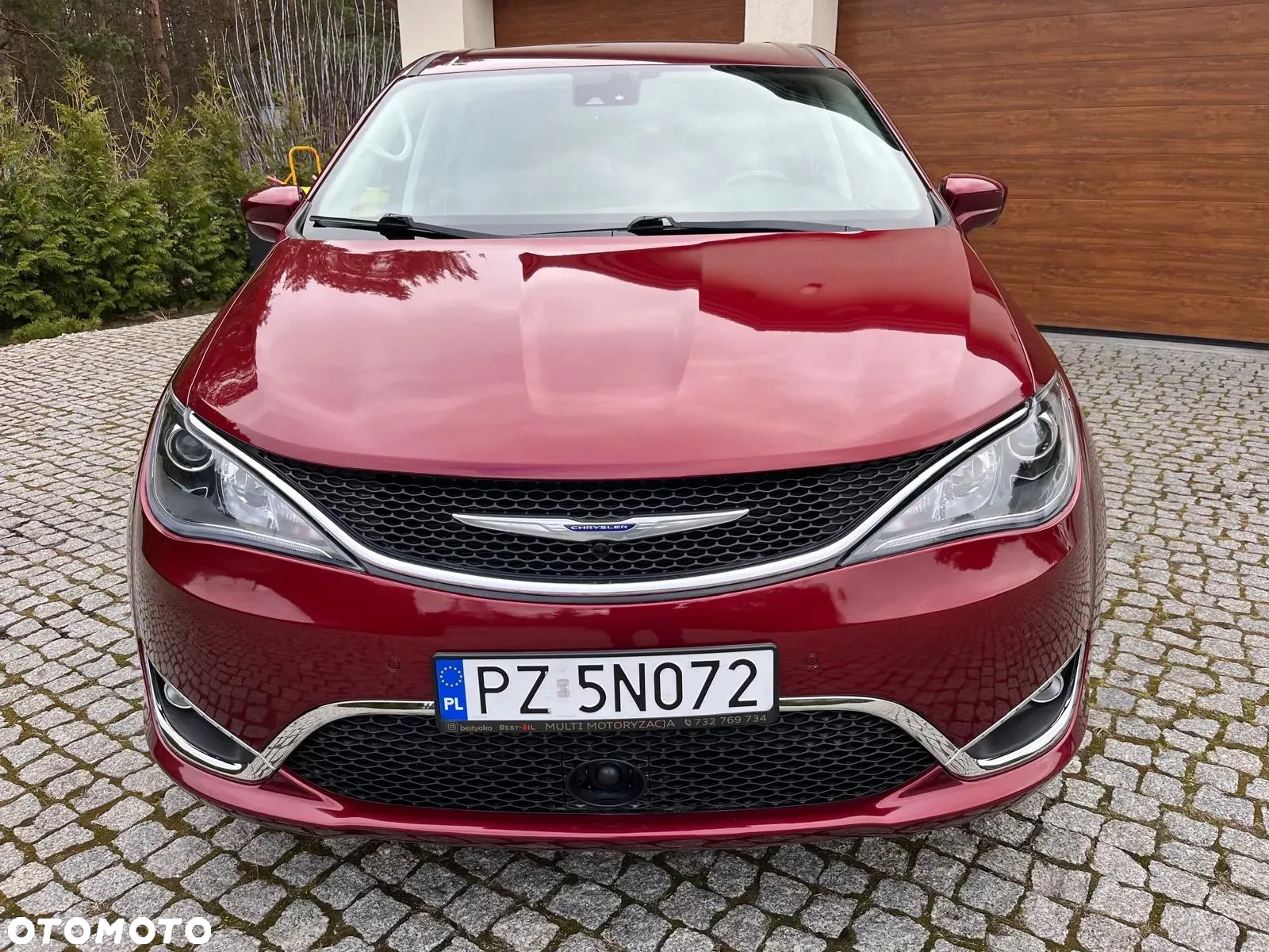 Chrysler Pacifica - 8